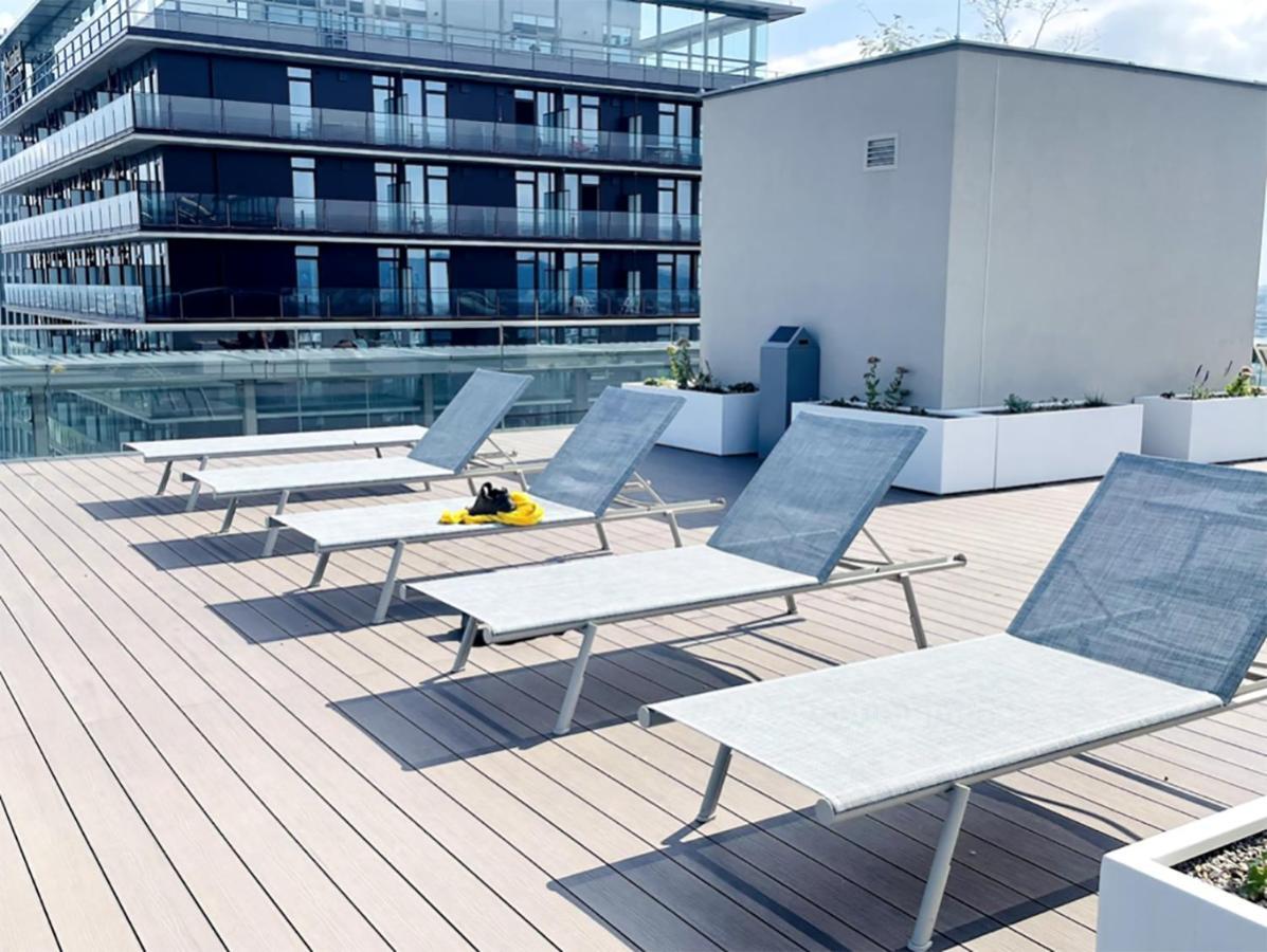Sunrise Above Sky With Rooftop Pool * Vienna